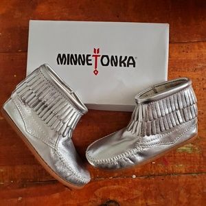 Minnetonka silver girls Moccasin boots